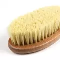 Spazzola 2in1: per eliminare la cellulite e esfoliare la pelle